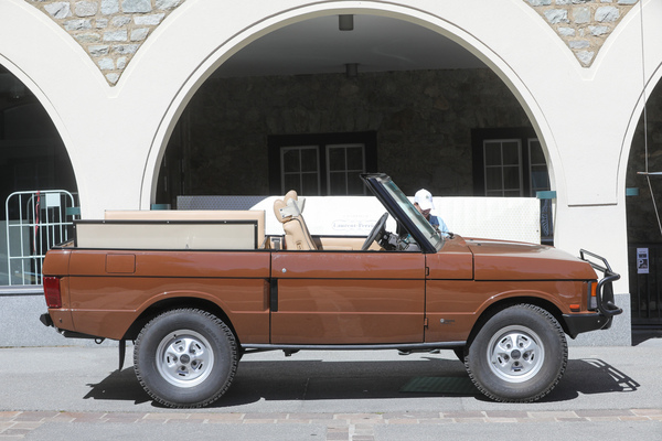 Range Rover Cabriolet "Octopussy" Replica (1980) - 30. BCCM St. Moritz “Safari Edition” 2024