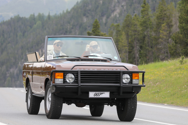 Range Rover Cabriolet "Octopussy" Replica (1980) - 30. BCCM St. Moritz “Safari Edition” 2024
