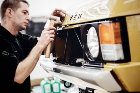 Range Rover "Classic" (1978) - komplett neu aufgebaut im Werk ("reborn")