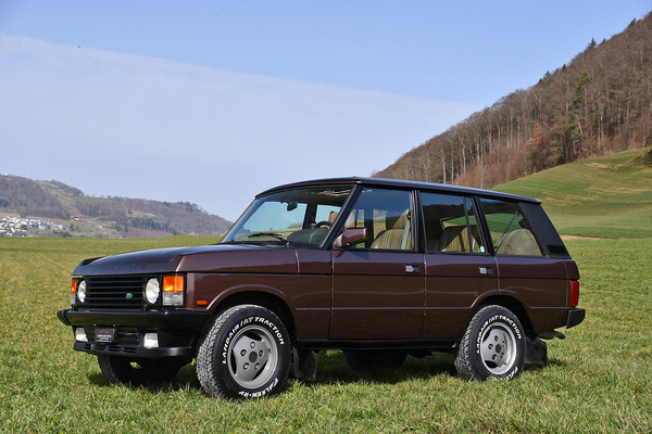 Range Rover Classic 3.9i (1990) - gemeldet als Lot 153 für Versteigerung der Oldtimer Galerie Toffen vom 27. März 2021