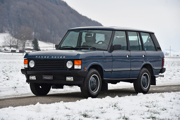Range Rover Classic Vogue 3.5 (1988) - offered as lot 152 at the spring auction of the Oldtimer Galerie Toffen on March 25, 2023