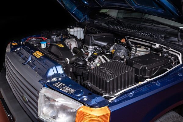 Image: Range Rover P38 (1995) – The well-known Rover V8 was bored out to 4 liters in the P38 and produces 190 PS