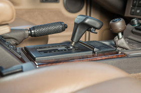 Range Rover SEi Vogue (1990) - Hebel der Vierstufenautomatik