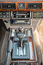 Range Rover SEi Vogue (1990) - der Hebel für die Sperren wanderte nach vorne