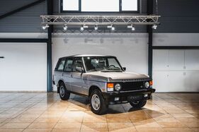 Range Rover Vogue (1990) – angeboten als Lot Nr. 73 bei der Artcurial-Versteigerung in Paris am 7. und 8. Februar 2025
