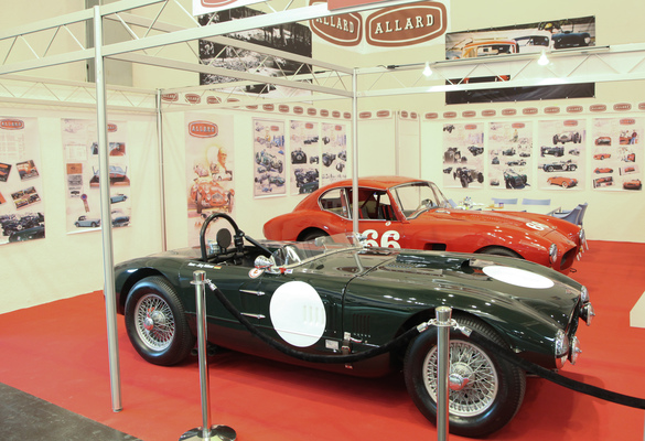 Rare Sportwagen von Allard auf dem Club-Stand (Techno Classica 2017)