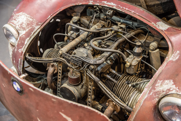 Rarität mit BMW-Motorrad-Motor - Rétromobile Paris 2016