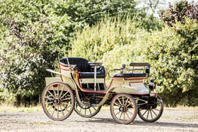 Raynaud 8 HP Twin-Cylinder Vis-a-vis (1896) - als Lot 204 an der Bonhams London-Brighton Run Versteigerung am 4. November 2016