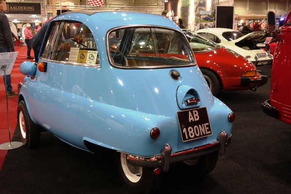 Rechtsgelenkter Kabinenroller zu verkaufen - InterClassics Maastricht 2018
