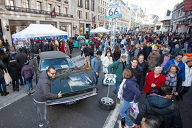 Bild Regent Street Motorshow 2018 - Dodge Charger R/T