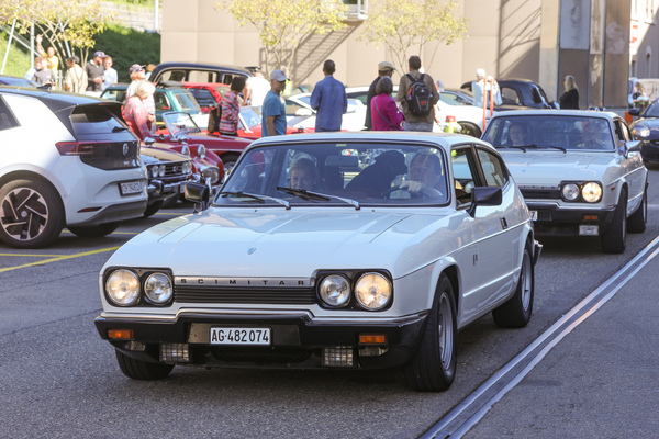 Reliant Scimitar im Duett - praktische Sportkombis mit Ford-Essex-V6 - British Car Meeting Motorworld Kemptthal 2025