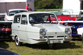 Reliant Supervan III (1971) - nur drei Räder, aber viel Ladekapazität - BCM Mollis 2019
