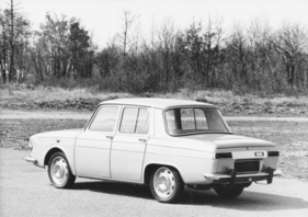 Renault 10 Major (1966) - von hinten kaum vom Renault 8 unterscheidbar Renault 10 Major (1966) - von hinten kaum vom Renault 8 unterscheidbar