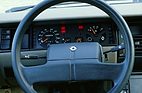 Bild: Renault 11 (1981) - Aufgeräumtes Cockpit
