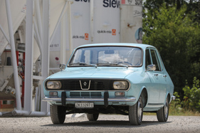 Renault 12 TL (1974) - grosse Fensterflächen, einfache Kühlergestaltung Renault 12 TL (1974) - grosse Fensterflächen, einfache Kühlergestaltung