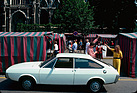 Bild: Renault 15 (1987) – An einem belgischen Markt