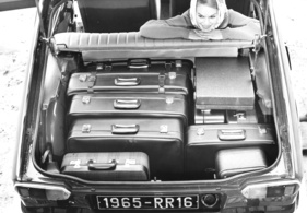 Renault 16 (1965) - grosser Kofferraum ohne störendes Reserverad (1965)