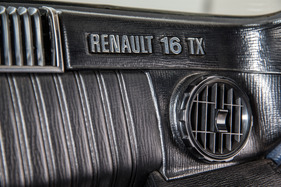 Renault 16 TX (1977) - auch im Innern wird man auf das Spitzenmodell hingewiesen