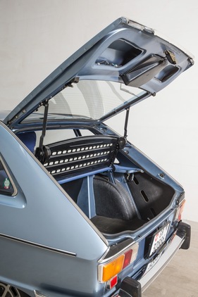 Renault 16 TX (1977) - grosse Heckklappe, das Gepäck musste aber trotzdem noch recht hoch gehievt werden