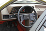 Renault 18 Turbo (1981) - Funktionales Cockpit, ohne Kapriolen, wie es sich beispielsweise ein Citroën CX leistete (© Bruno von Rotz, 2019) Renault 18 Turbo (1981) - Funktionales Cockpit, ohne Kapriolen, wie es sich beispielsweise ein Citroën CX leistete (© Bruno von Rotz, 2019)