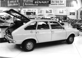 Renault 20 (1976) - neues Mittelklassemodell als Nachfolger des R16 - Genfer Autosalon 1976