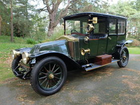 Renault 22 CV Type EE Limousine (1914) - angeboten als Lot 340 an der Bonhams-Versteigerung im Grand Palais Paris am 4. Februar 2016