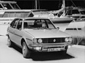 Renault 30 TS (1975) – liegt im Yachthafen vor Anker