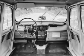 Renault 4 (1961) - Cockpit der Normalvariante