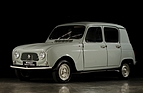 Renault 4 (1961) - frühes Modell, man beachte die fehlende hintere Scheibe der Basisvariante