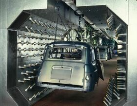 Renault 4 (1975) - Blick in die Herstellung