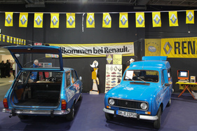 Renault 4 (1982) - Kombis gab's auch bein Renault, z.B. als R4 Fourgonette mit Dachluke und grossem Seitenfenster - Bremen Classic Motorshow 2019