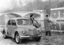 Renault 4 CV (1955) - macht auch in Paris eine gute Figur