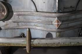 Renault 4 CV Champs Elysées (1955) - in der Sonderaussstellung "Scheunenfunde" des Pantheons im Sommer 2015