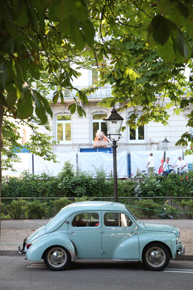 Renault 4 CV "Crèmeschnittchen" (1956) - herrlich in Pastell-Blau - 40. Oldtimer-Meeting Baden-Baden 2016