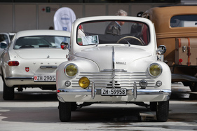 Renault 4 CV R 1060 (1950) - mit FIVA-Pass - Dolder Classics Mai 2019 Renault 4 CV R 1060 (1950) - mit FIVA-Pass - Dolder Classics Mai 2019