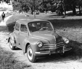 Renault 4 CV 'Sport' (1961) - den Heckmotor sieht man dem kleinen Renault nicht an