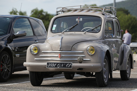 Renault 4 CV - lieferte die technische Basis für die Alpine A106 - Rencontre Franco-Suisse Alpine 2019