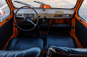 Renault 4 Fourgonnette (1970) - Cockpit mit dürrem Lenkrad und Revolver-Schaltung
