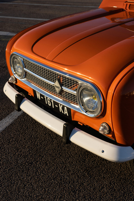 Renault 4 Fourgonnette (1970) - Die Front entspricht der der Limousine