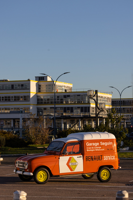 Renault 4 Fourgonnette (1970) - als Renault-Servicewagen