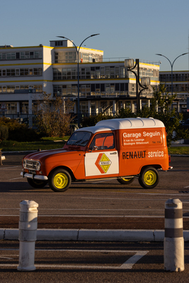 Renault 4 Fourgonnette (1970) - als Renault-Servicewagen
