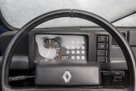 Renault 4 GTL (1985) - Armaturen wie beim R5