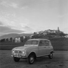 Renault 4 L (1961) - nicht abgehoben