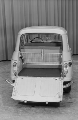 Renault 4 Super (1961) - Die Heckklappe liess sich weit öffnen