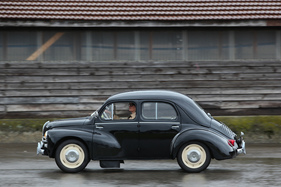 Renault 4CV - der "Heck" fährt ein - OSMT Zug im September 2017