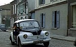 Image: Renault 4CV "pie" préfecture de Police de Paris (1955) - as lot 353 at the Bonhams auction "Les grandes marques du monde au Grand Palais" in Paris 2017