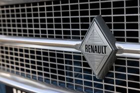 Renault 4L Export (1968) - Rhombus im Kühlergrill