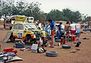 Renault 4L und Renault 12 an der Rallye Dakar 1980 (© DPPI - Courtesy Rétromobile Paris, 1980) Renault 4L und Renault 12 an der Rallye Dakar 1980 (© DPPI - Courtesy Rétromobile Paris, 1980)