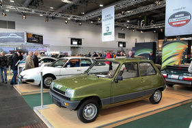 Bild Renault 5 (1985) - Madame fuhr selten, Tachostand 27'432 km, angeboten für EUR 10'700 - Bremen Classic Motorshow 2020