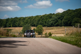 Renault 5 Alpine (1979) – An Kuppen ist Vorsicht geboten. Nur allzu schnell wird das Heck leicht Renault 5 Alpine (1979) – An Kuppen ist Vorsicht geboten. Nur allzu schnell wird das Heck leicht